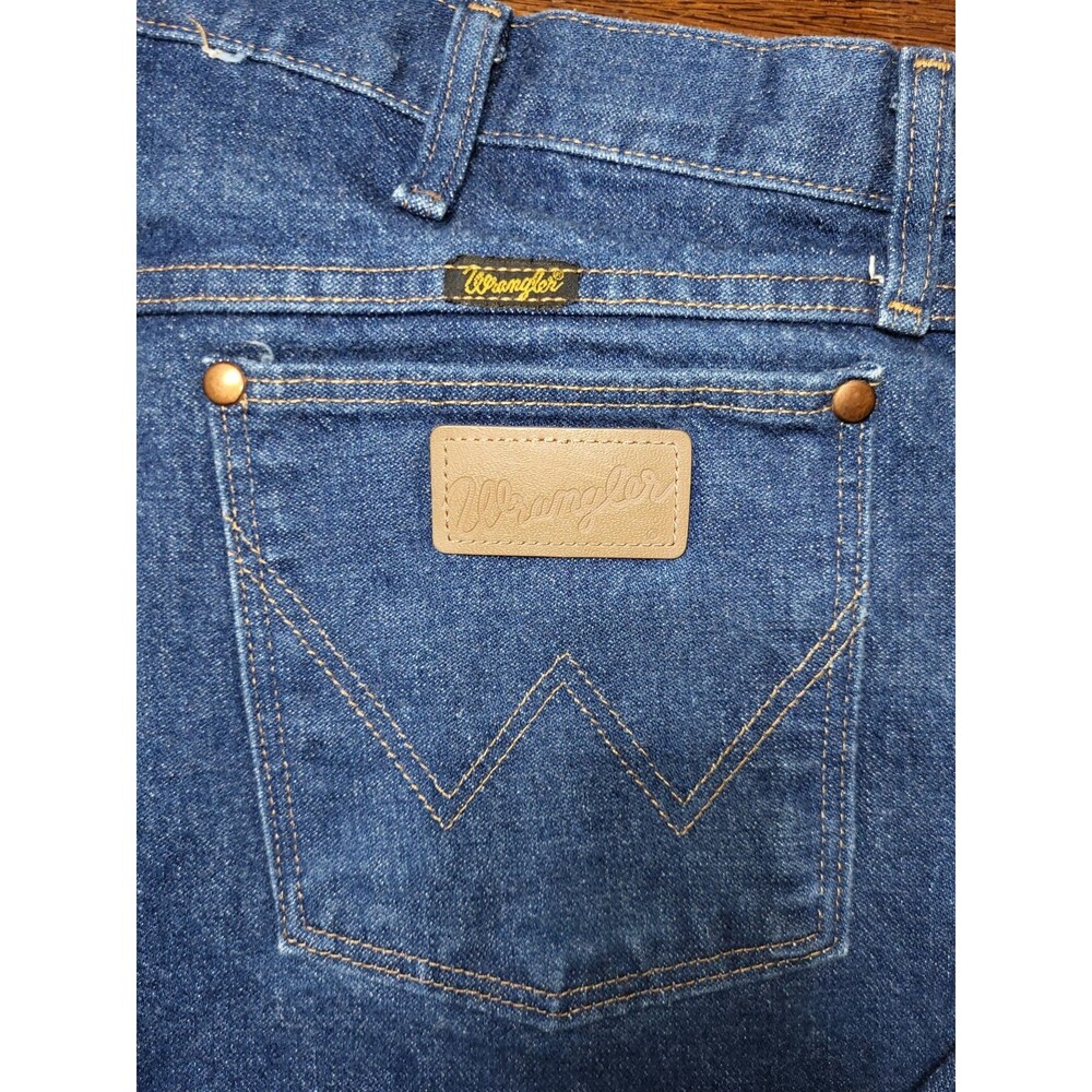 Vintage Wrangler Cowboy Cut 13MWZ Jeans 38x32 Measures 36x31 Blue Denim Western - Picture 5 of 5